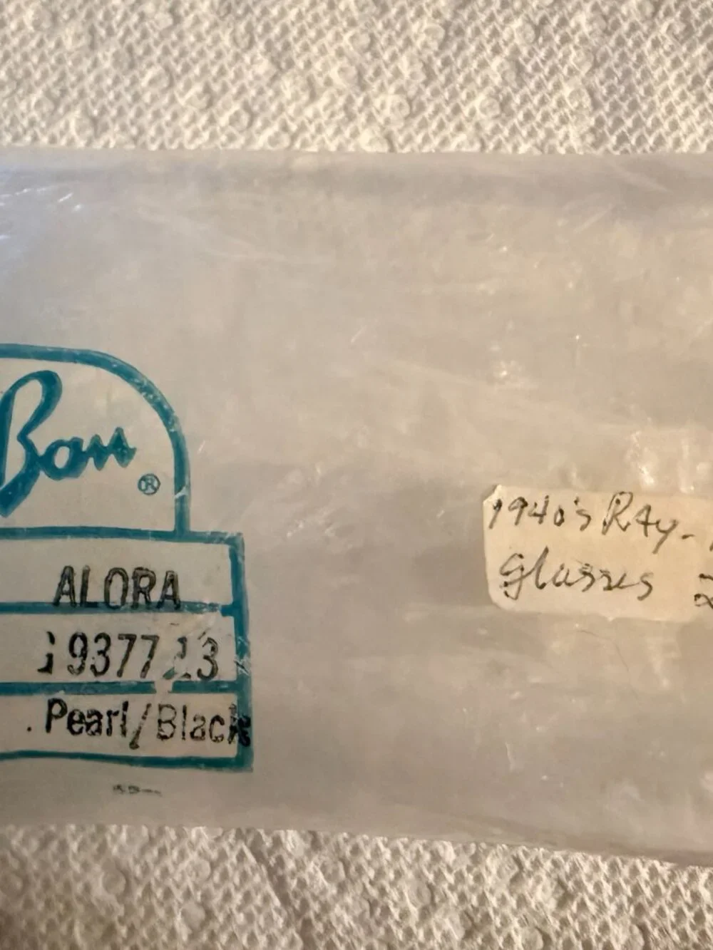 Vintage 1940's Ray-Ban Alora Sunglasses Pearl/Black Cat Eye - Picture 4 of 6